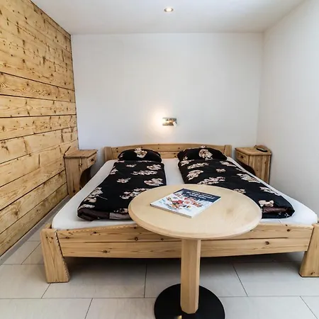 Haus Derby, West Apartamento *